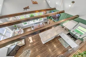 Jungle-Themed House w/Game Room - Image 5