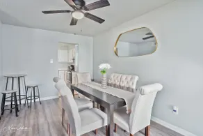 Modern and Cozy 2BR Townhome close to Downtown - Image 4