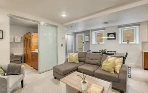 Euro Suite w/ Cedar Sauna - Image 2
