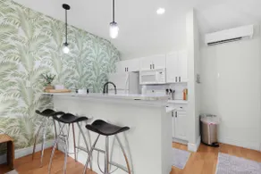 Houston Heights 1BR Hideaway - Image 2