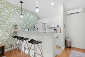 Houston Heights 1BR Hideaway - Image 5