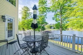 Waterfront Oasis - Image 4