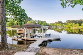 Waterfront Oasis - Image 3