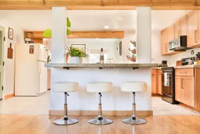 Hummingbird Hideaway - A Coastal Haven - Image 2