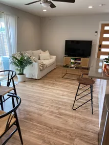 Cozy South Austin Stay + Parking! - Image 4