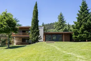 Cypress House - Amarante - Image 3