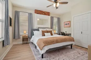 Upscale, Chic Shadyside 3Bed2Bath~2 Parking Spots! - Image 3