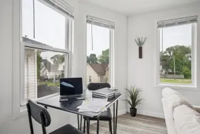 15min to DT • free st. Pkg • heated BA floor • W/D - Image 4