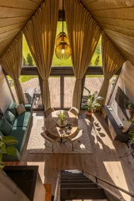 Tindioru Tower Retreat w/ Hot Tub & Sauna - Image 2