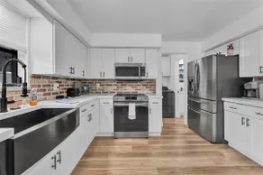 Family Luxury Rentals - 1111 - Image 4