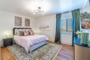 The Deco Retreat - UNR - Pet Friendly - Image 5