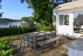 Waterfront Escape • Sunrise Views • Beach Access - Image 3