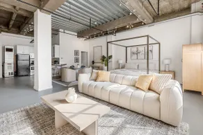 DTLA Boutique Loft w Rooftop Pool Hot Tub - Image 3
