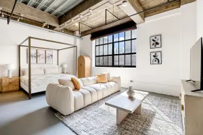 DTLA Boutique Loft w Rooftop Pool Hot Tub - Image 5