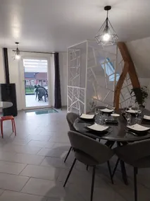 The Murmur of the Stream Living room 60 m2- 2 WC - Image 2