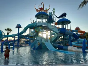 Secret Paradise -BlueBeach Resort- Pool & AquaPark - Image 4