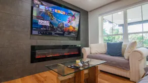 Lakewood smart home -Hot Tub & more - Image 2