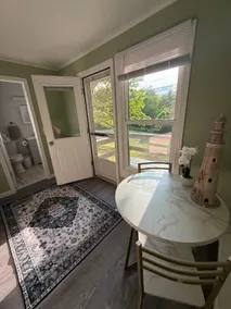 White Anchor - The Hideaway Cabin - Image 4