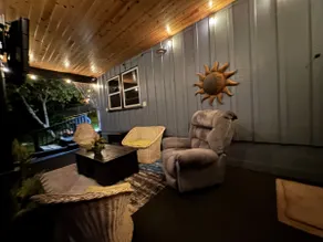Cute Little House Close to Beach, Hot Tub, Views - Image 3