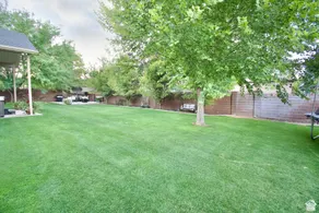 Spacious 5 BR Groups and Crews Great Parking - Image 3