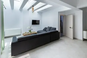 Rhodes Central Suite - Image 5