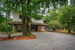 Villa for 17 people • Hot tub • Talaris Marina - Image 2