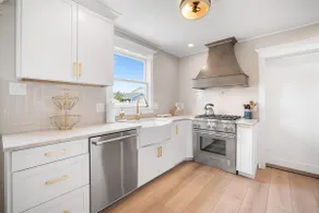 Three Houses to the Beach - Pet Friendly - Bikes - Image 3