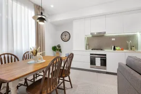 Chic Urban Gem - Central丨Cozy丨Spacious - Image 2
