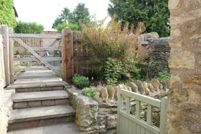 The Hideaway-with hot tub - Image 5