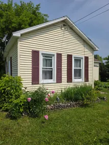 The Yellow Rose Cottage - Image 2