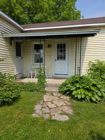The Yellow Rose Cottage - Image 3
