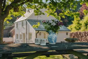 An Olde English Cottage ~ Private Gated Grounds - Image 2