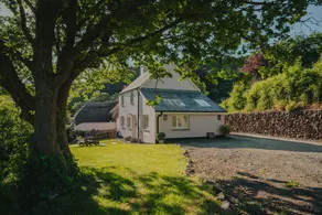 An Olde English Cottage ~ Private Gated Grounds - Image 3