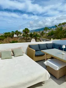 DeLuxe Ocean View Apartment - Image 4