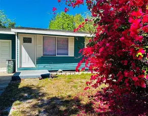 Quiet 3BR Retreat – 5 Mins to Downtown! - Image 2