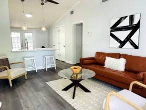 Quiet 3BR Retreat – 5 Mins to Downtown! - Image 3