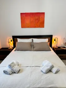 Gold Coast Luxury Studio - Image 4
