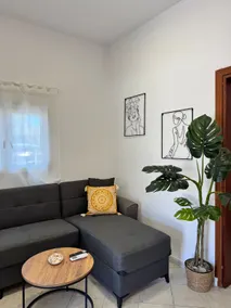 Gold Coast Luxury Studio - Image 5