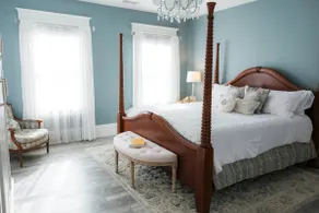 The Mills Manor | Marietta, OH - Image 2