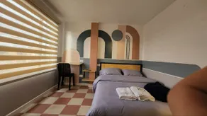 Group Accommodation 10 min from Airport - Image 3