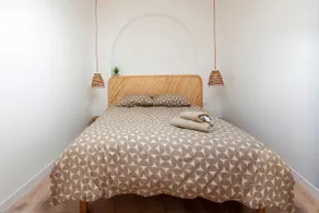 7️⃣ Central duplex with large balcony - Image 5