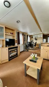 Shoreline Stay - Image 4