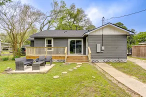 Coastal Getaway in La Marque close to Galveston! - Image 3