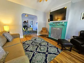 City Lights ~ Extra Large Guest House - Image 2