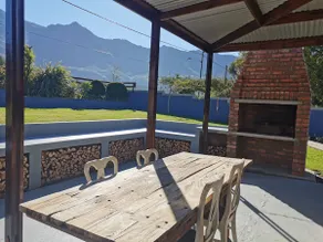 A Hilltop Country Retreat - Image 5