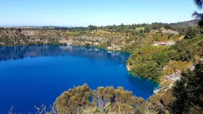 Blue Lake Cottage - Walk to the Lake & Main St - Image 2