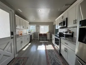 Downtown Charm! Walkable location *1 block WA Fair - Image 2