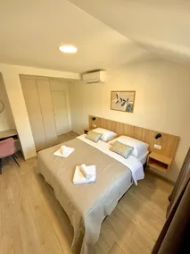 Cloud9 - Cozy One-Bedroom Apartment - Image 4