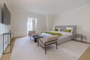 Unreal 4BDR apartment with a view on Eiffel Tower - Image 3