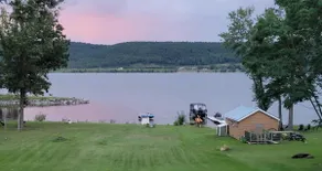 Waterfront at Mel's - Image 5